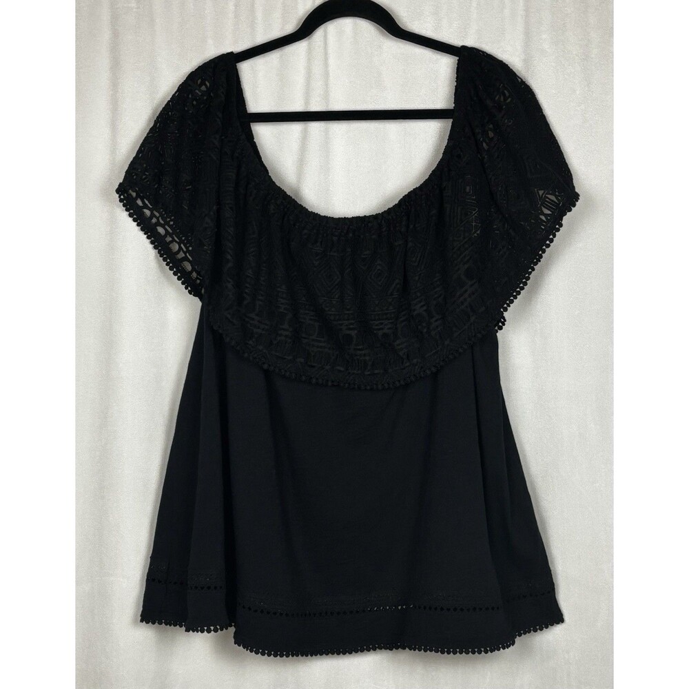 Lane Bryant Women’s Size 26/28 Off-The-Shoulder Crochet Lace Trim Top In Black